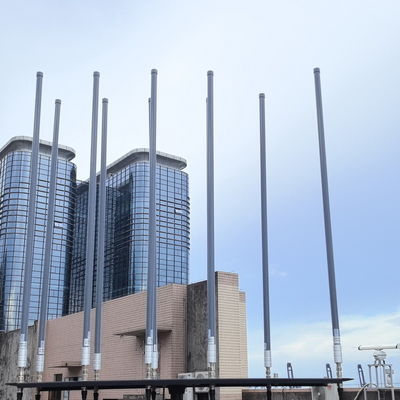 Hochleistungs-Anti-UAV/Anti-Drone-Störungssystem mit 500 m bis 2 km Radius Störungsbereich und bis zu 95% Feuchtigkeit wasserdicht IP65 für die Anlage von Stationsherstellern